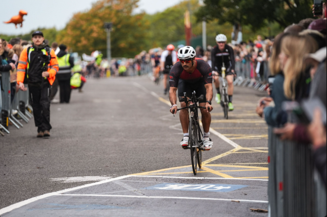 Tushar Patel competing on the bike leg